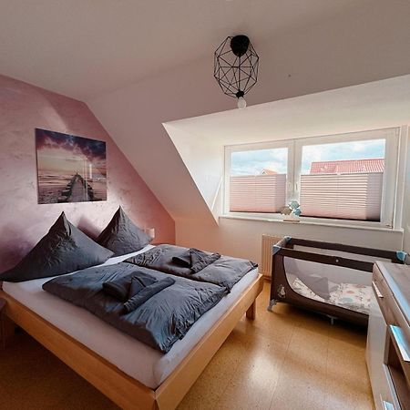 Ferienwohnung Koeoek II - Der Strand Ist Zum Greifen Nah.... Neuharlingersiel Bagian luar foto